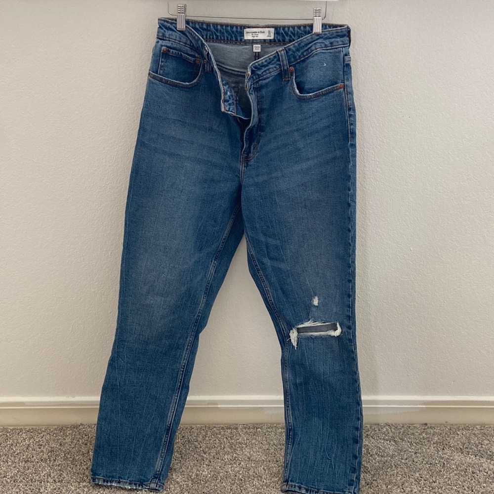 Never worn Abercrombie & Fitch Jeans